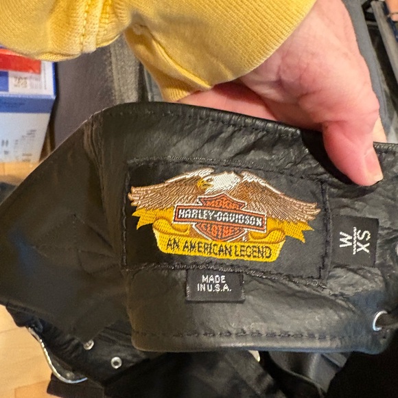 Harley-Davidson Black Leather Chaps - Picture 5 of 5